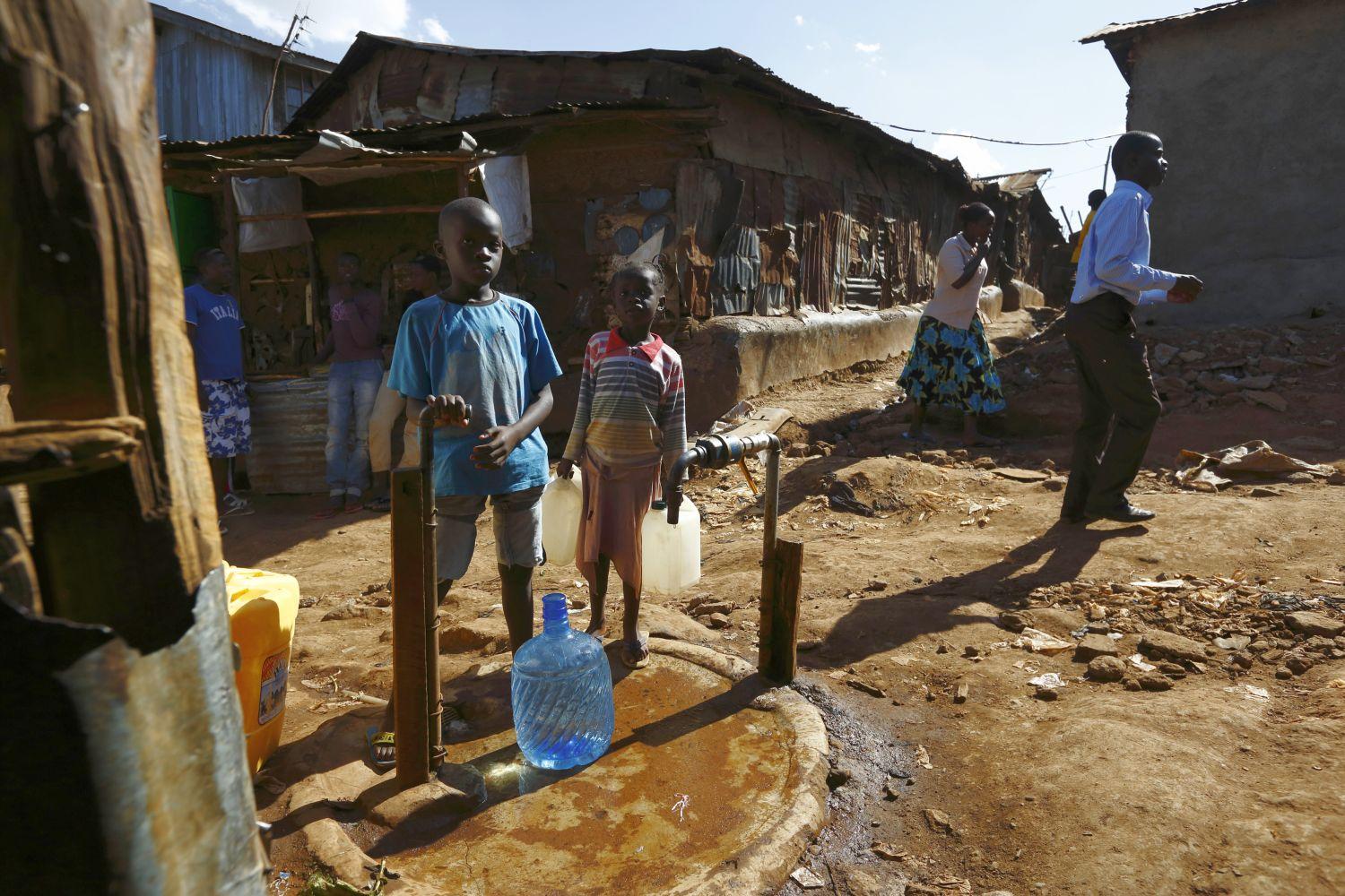 Gyerekek Nairobi egyik nyomornegyedében