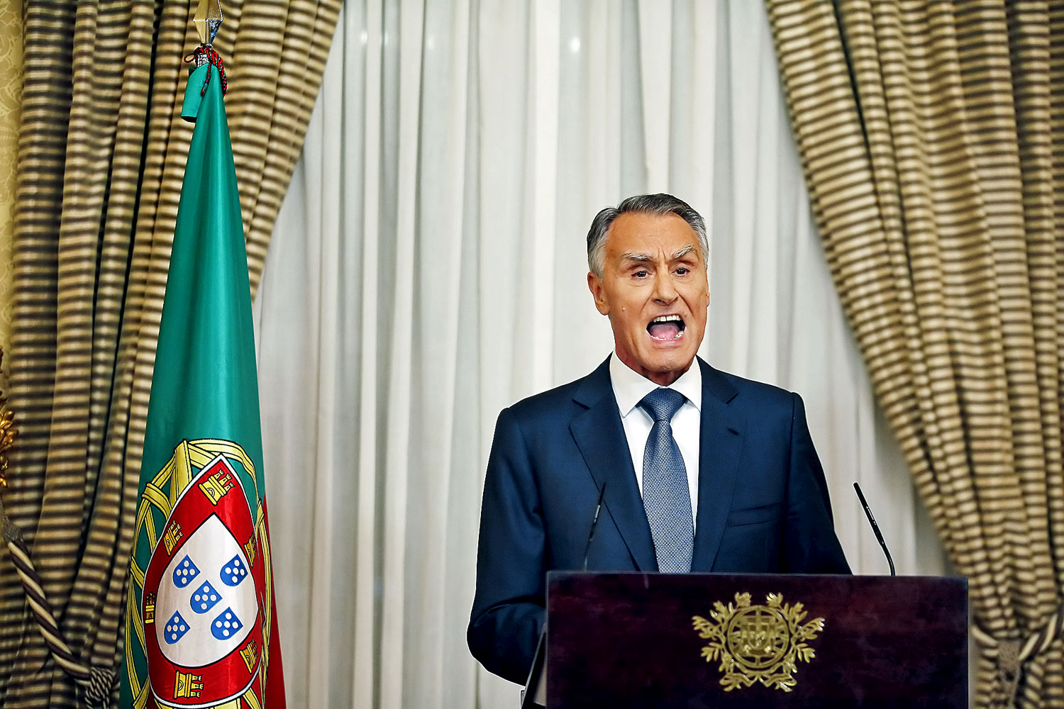 A portugál államfő, Anibal Cavaco Silva elvesztette a türelmét. Szerinte a választási győzelem nem elég a kormányalakításhoz