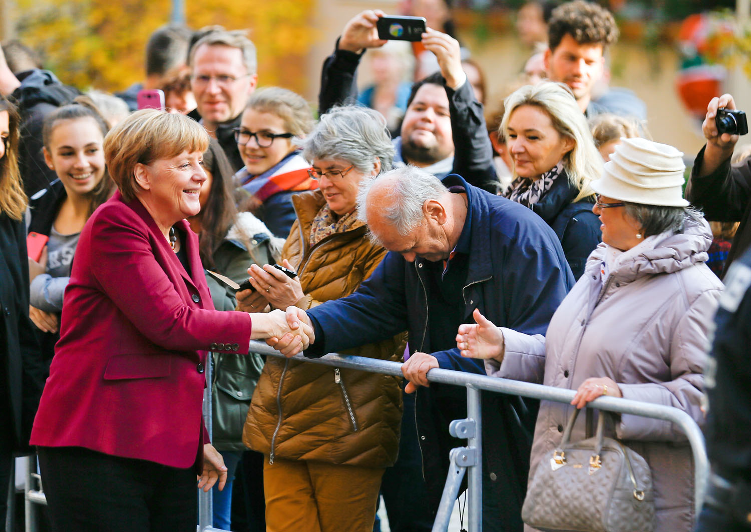 Angela Merkel e hét elején Bajorországban