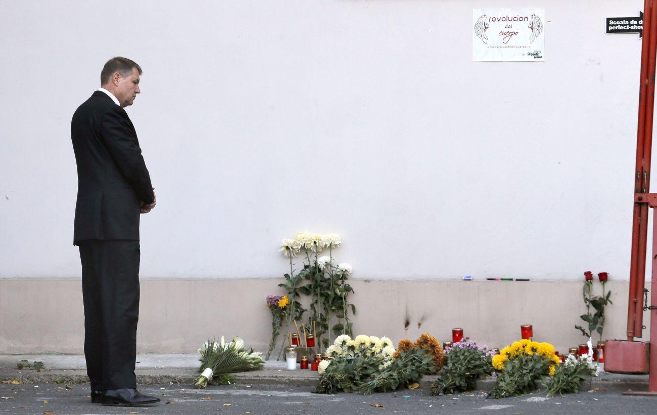 Klaus Iohannis elnök is elment leróni a kegyeletét
