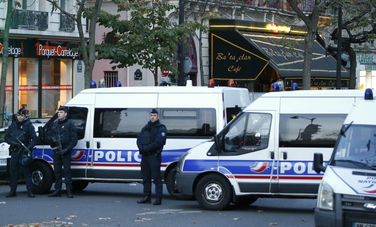 Párizsban hatalmas a rendőri készültség