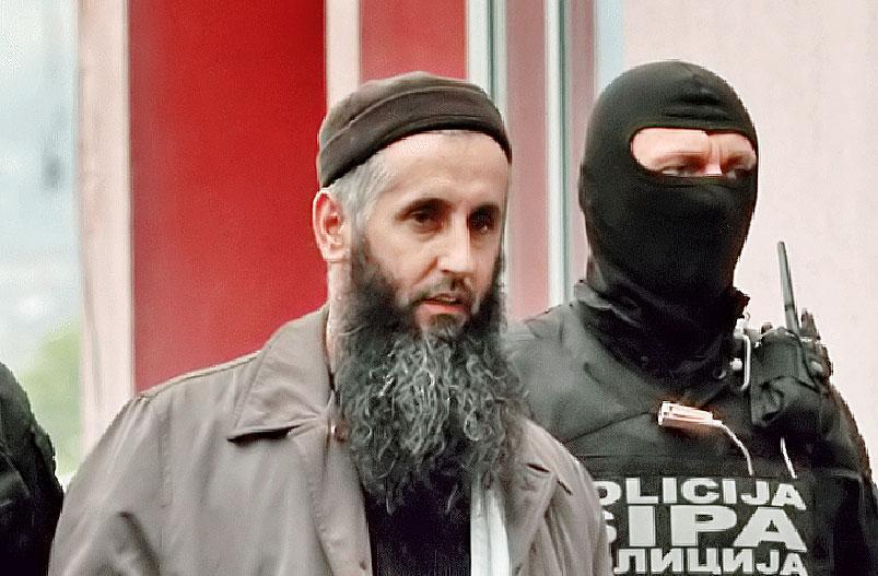 Husein Bosnic a letartóztatása után