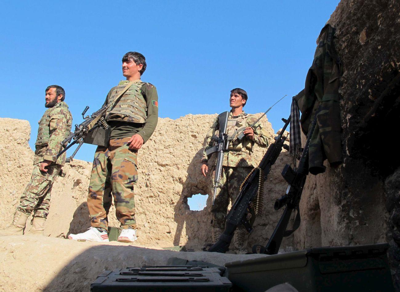 Az afgán kormány katonái egy helmandi egy ellenőrzőponton. Nem tudni, mi a helyzet