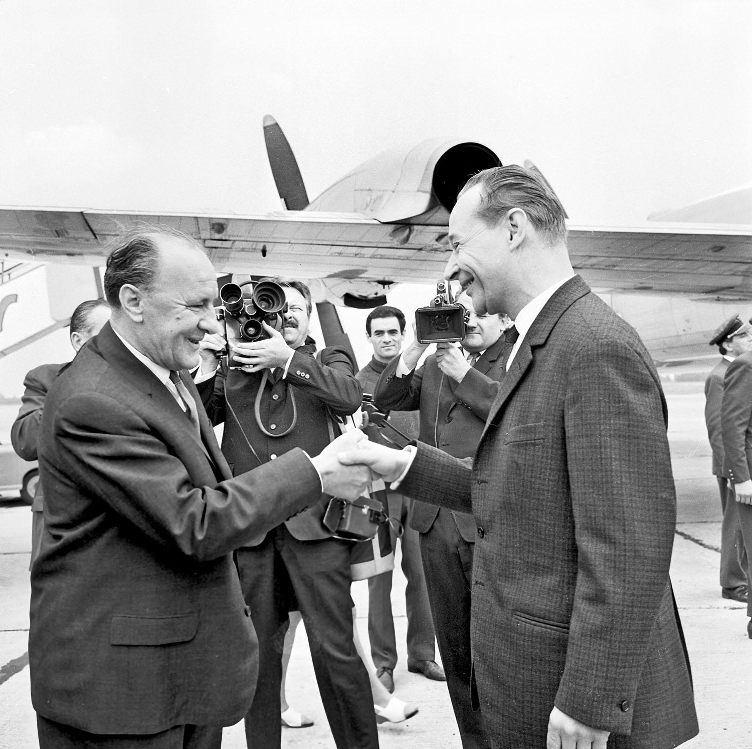 Mosolydiplomácia: Kádár és Dubcek Ferihegyen 1968 júniusában 