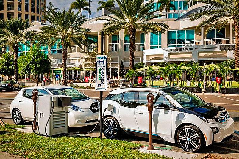 Az elektromos autók már nem csak az USÁ-ban hódítanak