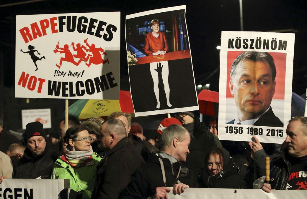 Orbánnak hálásak a bevándorlás ellenes tüntetők