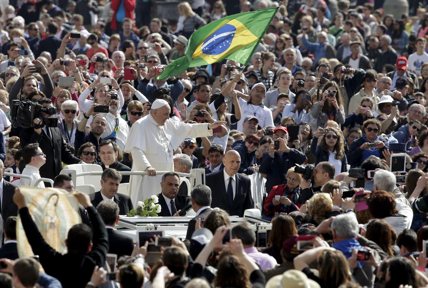 Ferenc pápa az április 29-i audienciáján állt ki a nők jogai mellett