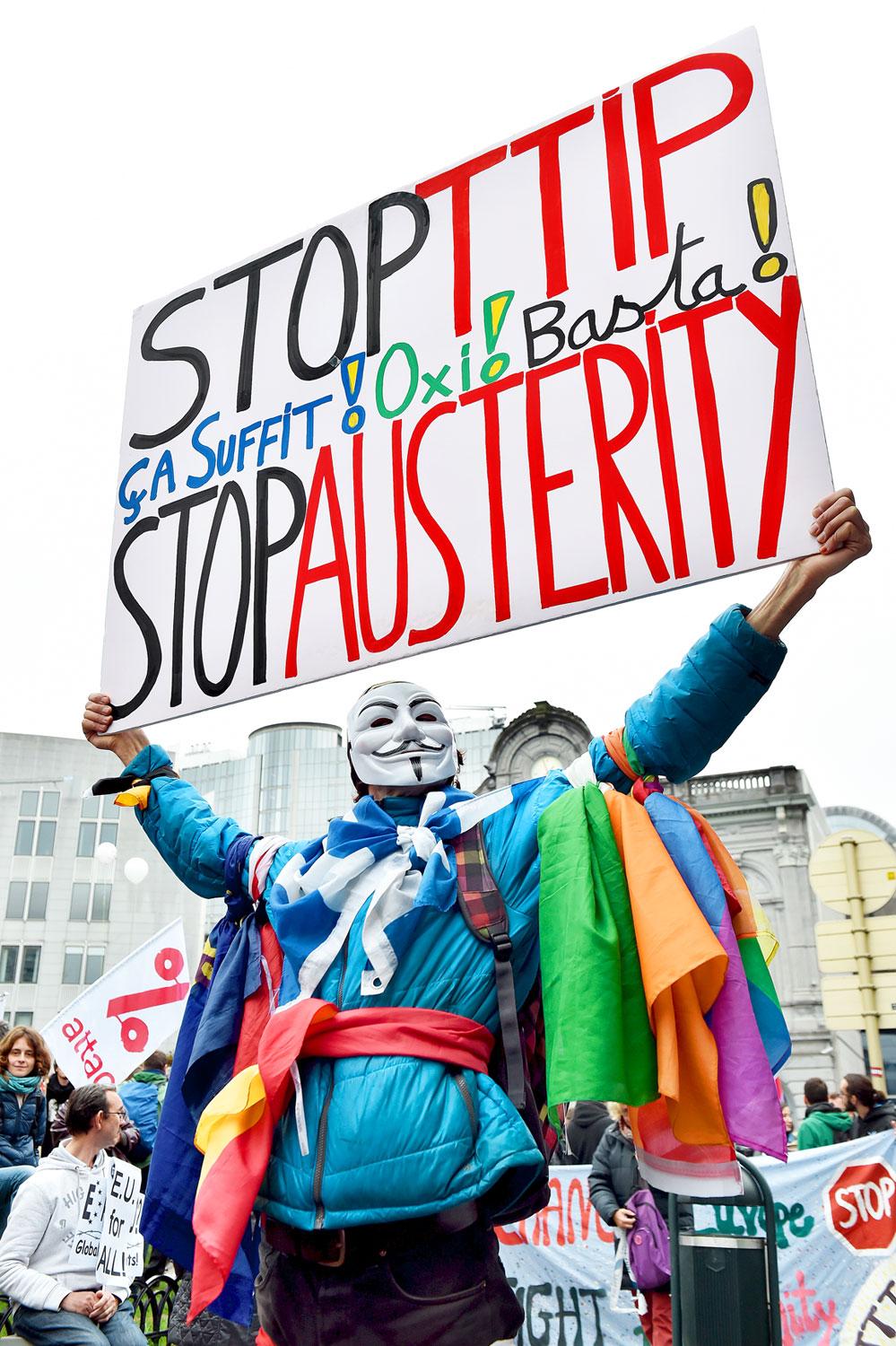 Állítsátok  meg a ­TTIP-et! Tiltakozó Brüsszelben  