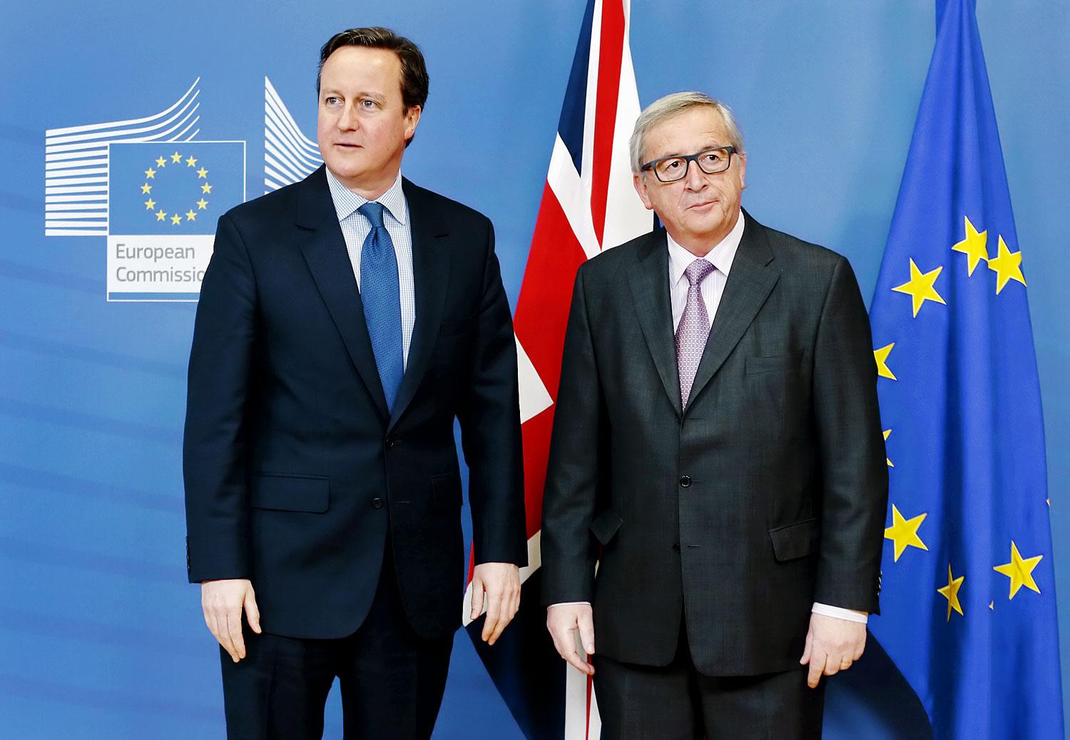 David Cameron brit kormányfő és Jean-Claude Juncker, a bizottság elnöke Brüsszelben 