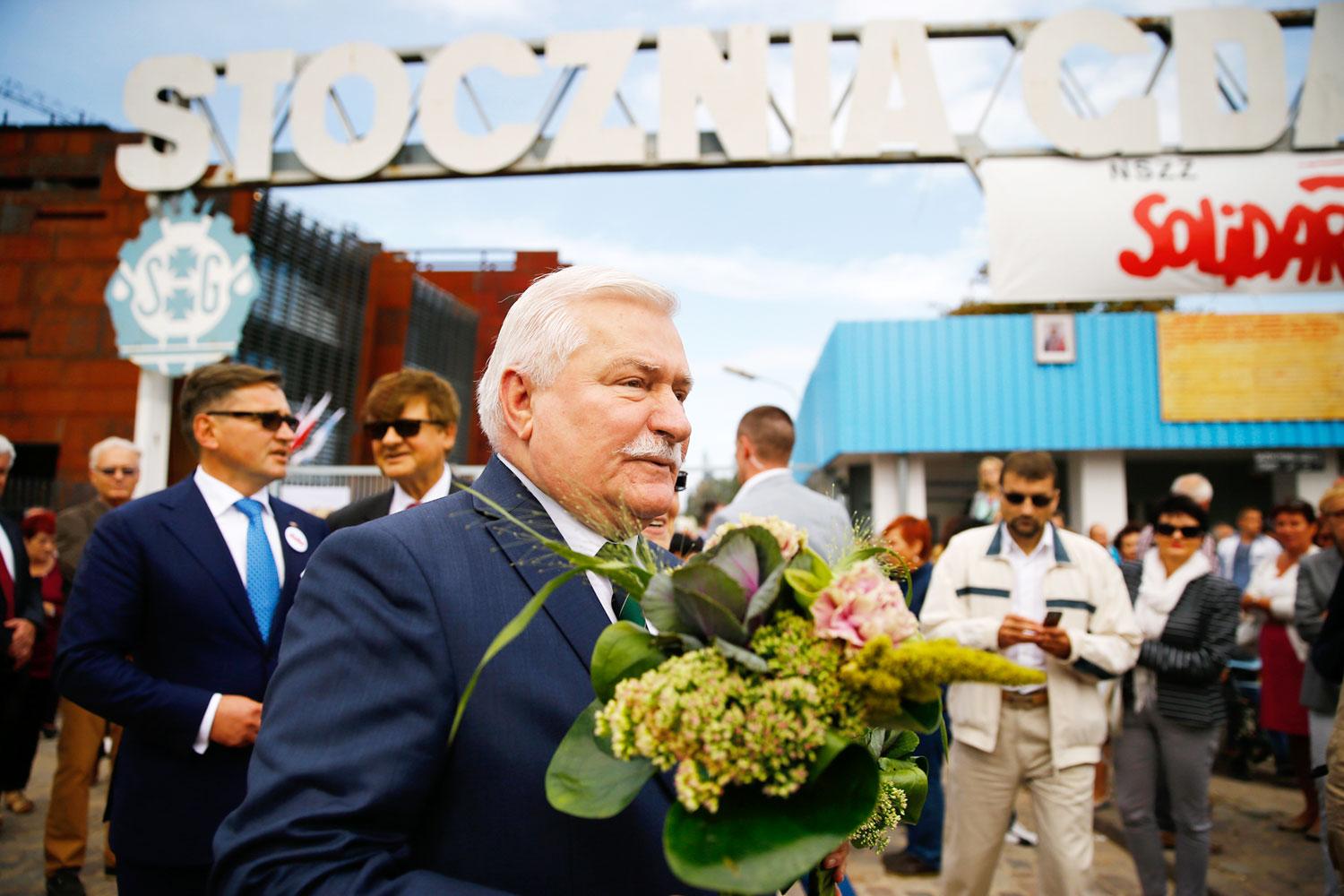 ...és 2014-ben, a Szolidaritás alapításának évfordulóján a gdanski hajógyár kapuja előtt