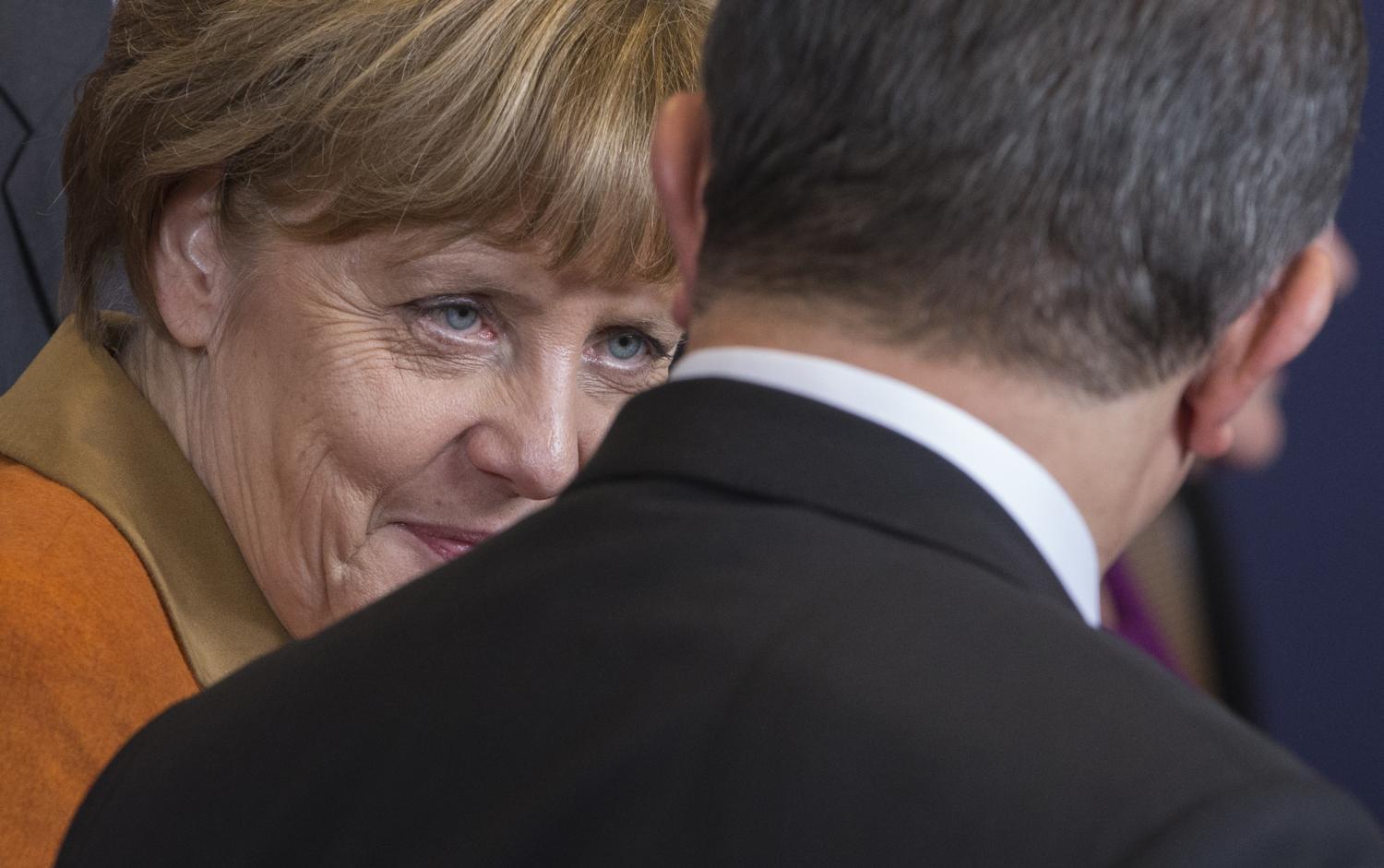 Angela Merkel és Ahmet Davutoglu