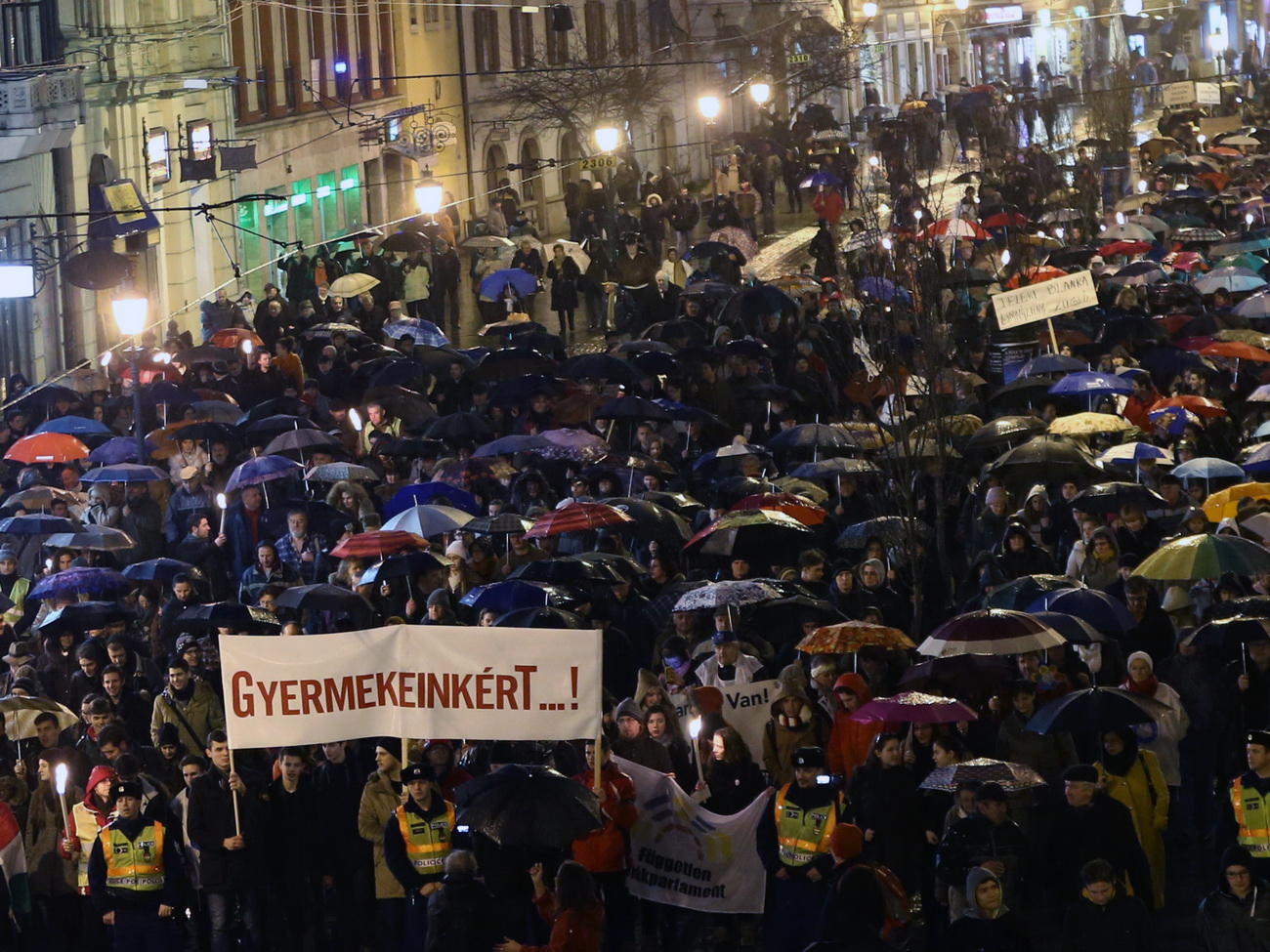 Tüntetés február 3-án Miskolcon az oktatási rendszer megváltoztatásáért