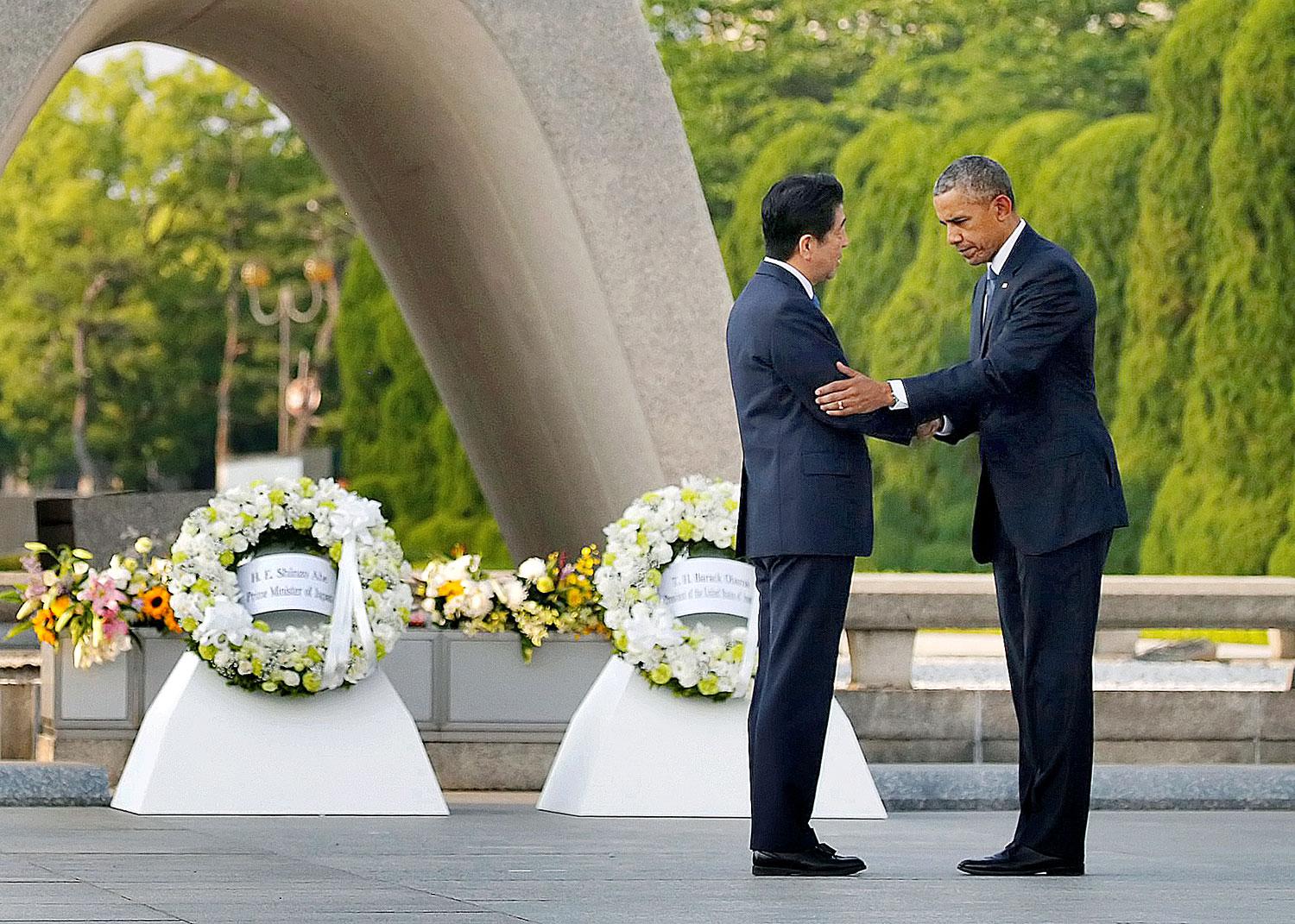 Sinzó és Obama Hirosimában