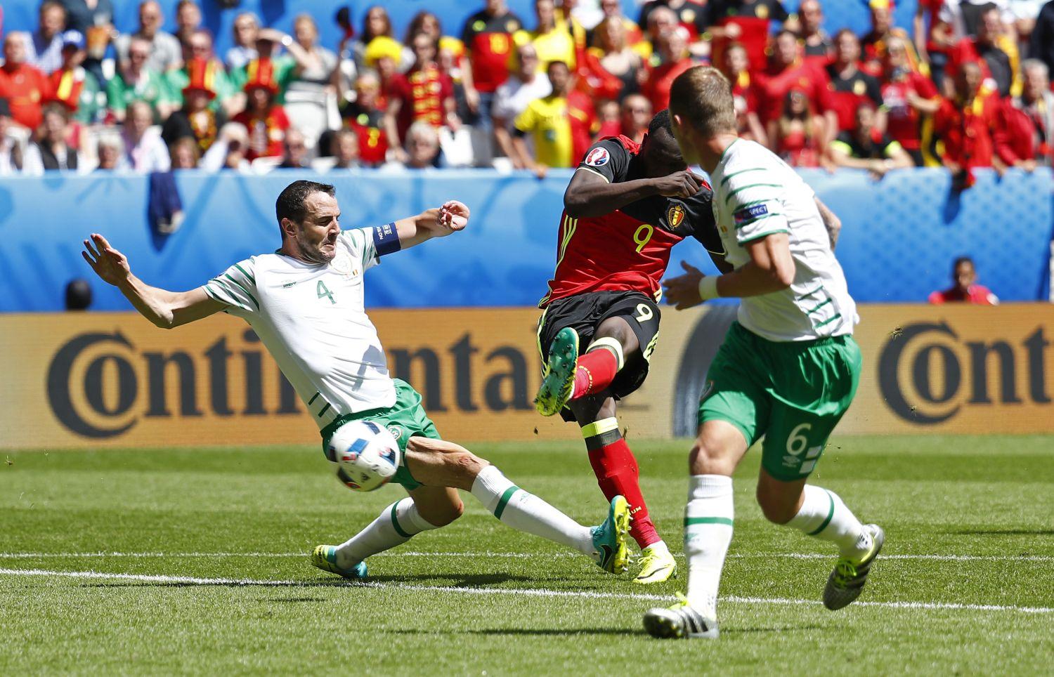 Romelu Lukaku (középen) lőtte a belgák első gólját