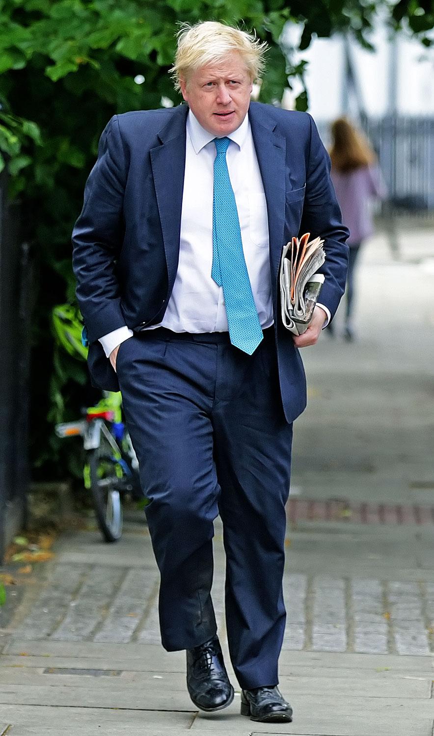 Boris Johnson elsiet. Felelőtlenséggel vádolják