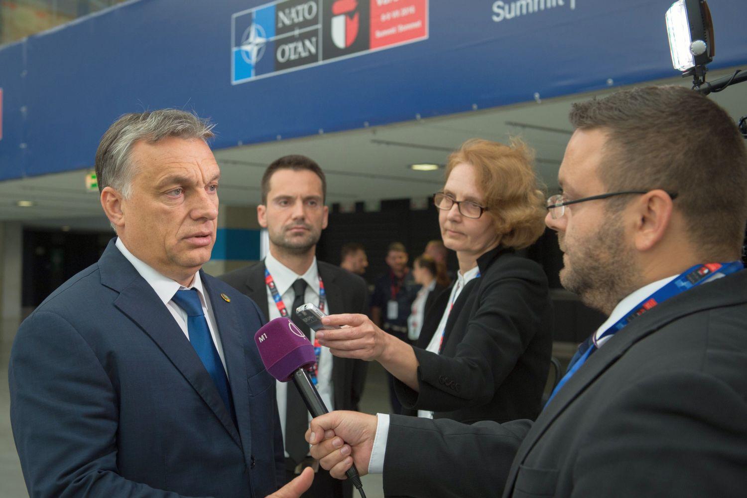 Orbán Viktor a NATO-csúcson 
