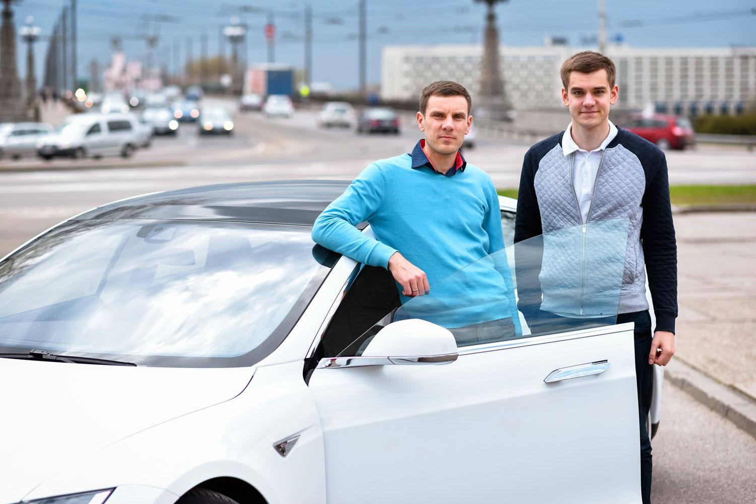 Martin és Markus Villig, az észt Taxify alapítói. Magyarországot is felteszik a térképre