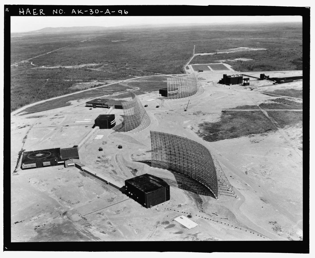 Légifelvétel a korai rakétajelző-rendszer alaszkai radarállomásáról (1962)