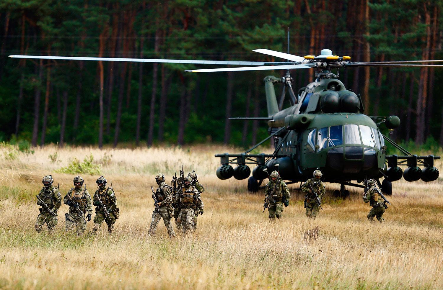 Mi-17 típusú helikopter egy 2014-es lengyelországi gyakorlaton. A magyar honvédség is kap ilyent?