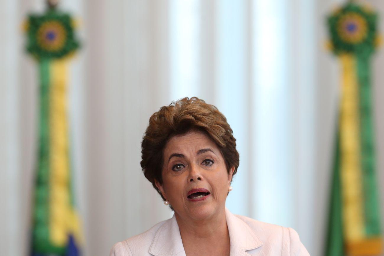 Rousseffnek csodára van szüksége, hogy kiverekedje magát a bajból