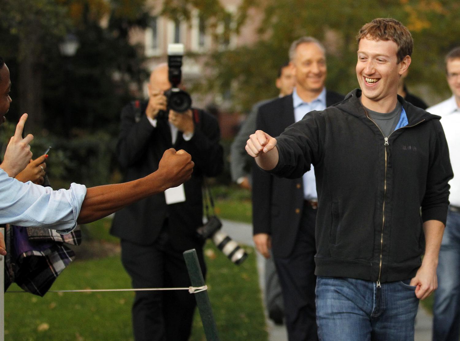 Zuckerberg egy vagyont keres, a hírportálok meg szívhatnak