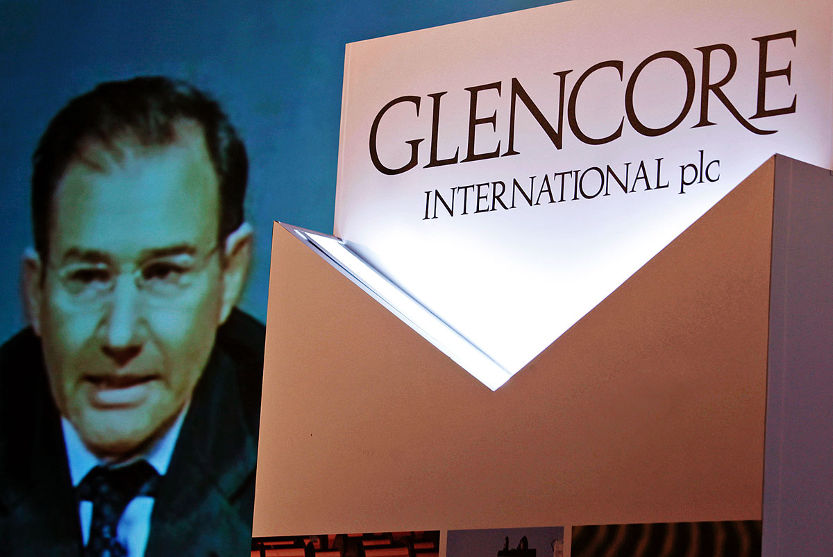 Ivan Glasenberg Glencore-vezér épp Hongkongban, befektetők előtt ecseteli óriásvállalata értékeit