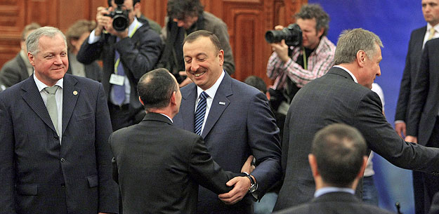 Ilham Alijev azeri államfő a budapesti Nabucco-konferencián 2009-ben. Mindenre nyitott
