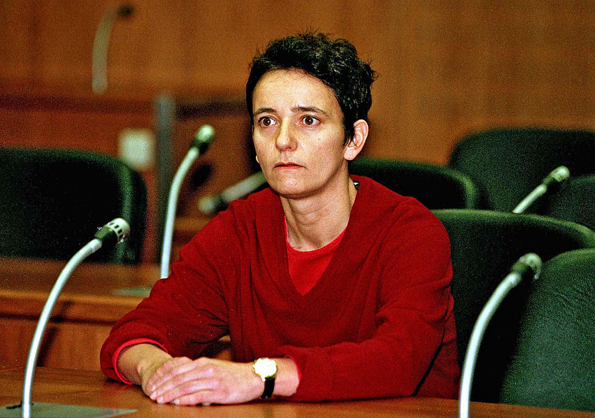 Birgit Hogefeld 1995-ben a bíróságon. Utolsóként szabadul az RAF életfogytig tartó börtönre ítélt terroristái közül