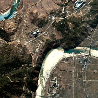 2002-es mûholdas felvétel a jongbjoni nukleáris létesítményrõl