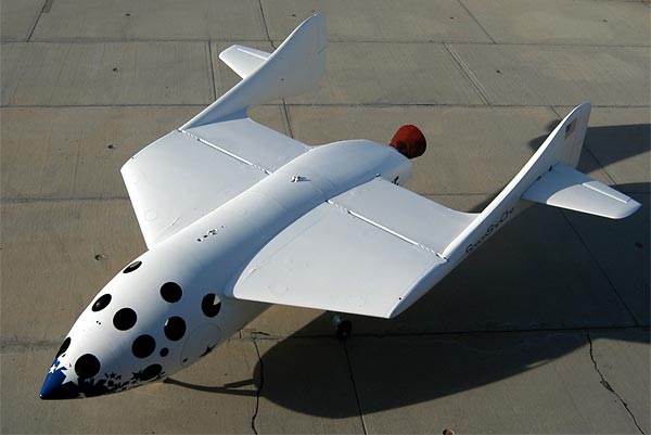 Az elsõ utasszállító ûrhajó prototípusa lehet a SpaceShipOne