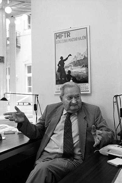 Csikós-Nagy Béla a lapunknak 1995-ben adott interjún