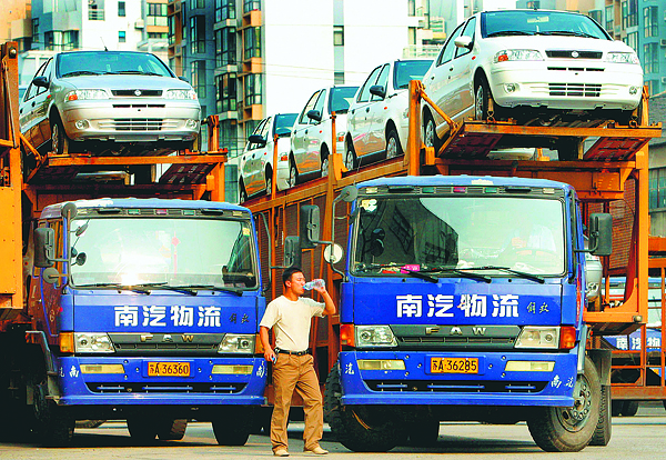 FIAT Sedanok érkeznek a Nanjing kínai telephelyére