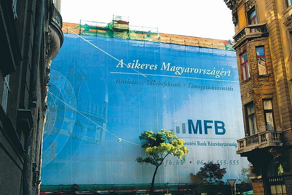 Az MFB 20 milliárd forintnyi cégrészesedést birtokol jelenleg, az összeg nagyobb része néhány nagyobb vállalathoz kötõdik