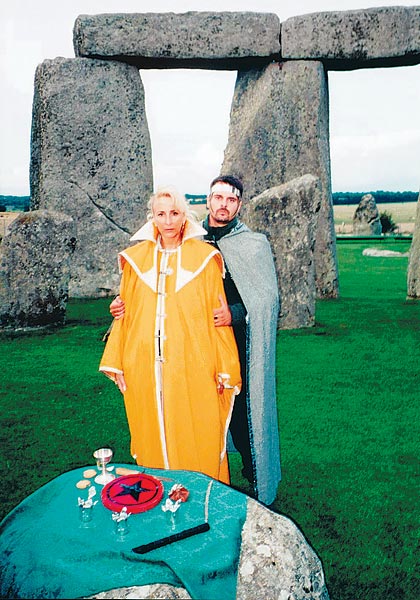 Magyar Kelta-Wicca tagok stonehenge-i látogatáson