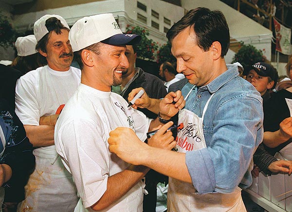 Kovács István és Orbán Viktor 2000-ben: jóban-rosszban? 