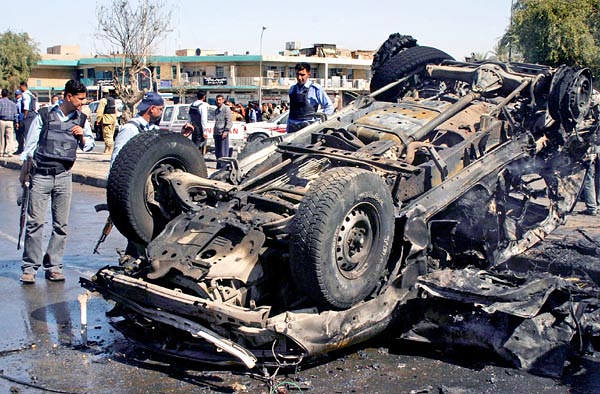 Már-már megszokott kép: tegnap autóbomba robbant Bagdad központjában