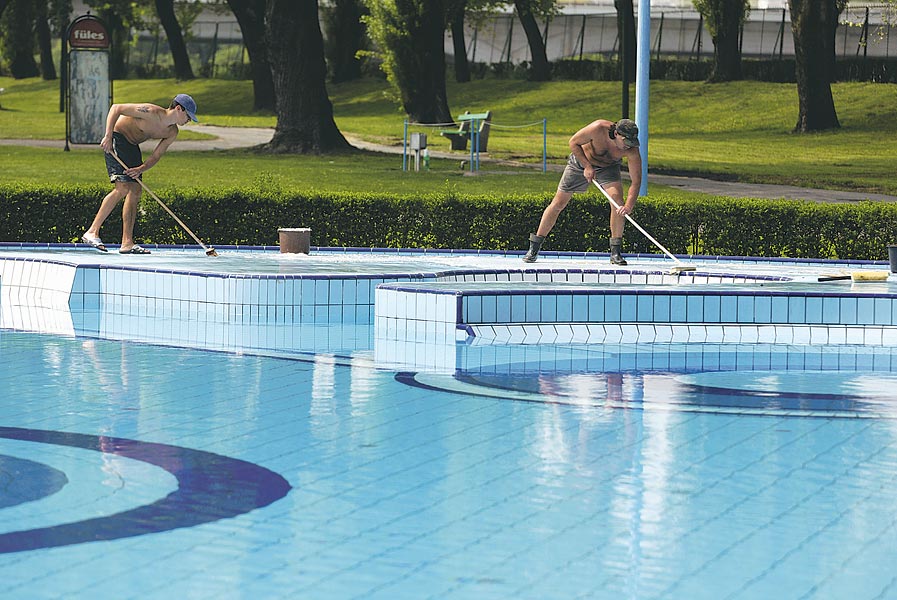 Utolsó simítások a Dagályban  