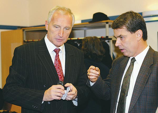 Mikola István, a Fidesz egészségpolitikusa és Éger István 2004-ben  