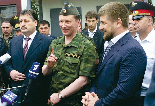 Ivanov védelmi miniszter Moszkva-barát csecsen vezetõkkel  