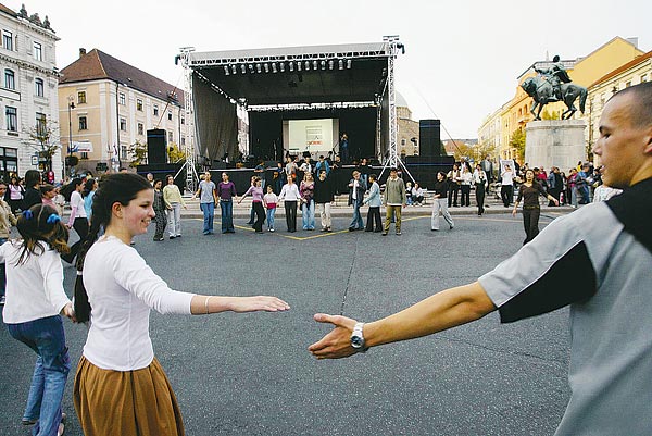 Pécs lesz Európa kulturális fõvárosa - a beruházásokhoz pénzügyi menedzser kell