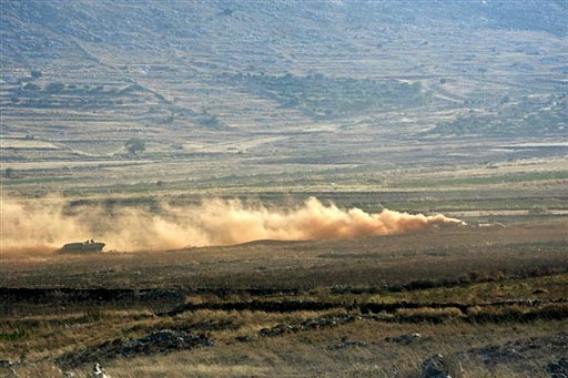 Izraeli tankok nyomulnak be libanoni területre