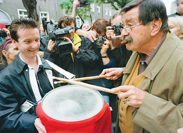 Grass szülõvárosában Gdanskban, a legendás dobbal