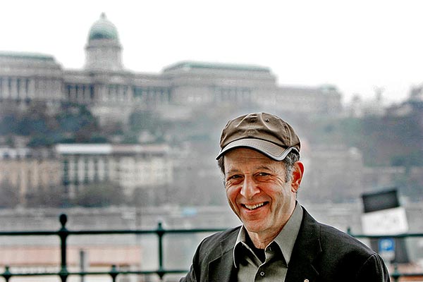 Steve Reich: Kedves Kritikusok! Ébresztõ