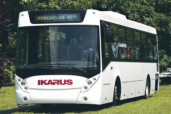 A Hungarian Bus készítésében bemutatott kínai Ikarus prototípusa. Tervben jó az Ikarusbus
