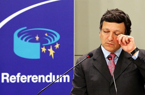 Barroso siratja az EU-alkotmányt?