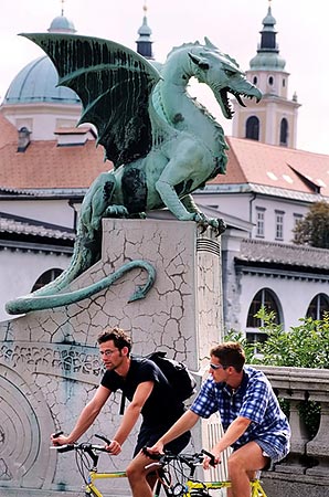 Ljubljana, Sárkány híd  