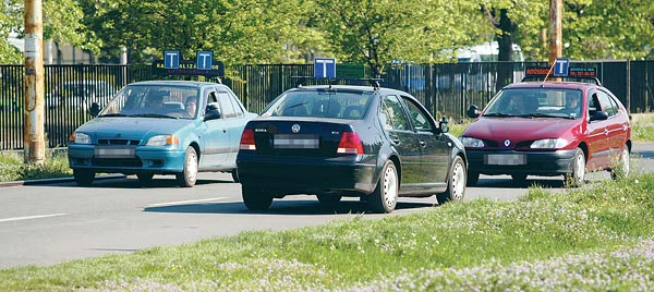 A forgalmi vizsgát elsõre a tanulók kevesebb, mint fele teljesíti