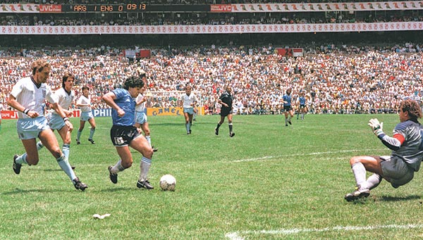 \'Nézzék a kezemet, nézzék a lábamat!\' Mexikóváros, 1986: Maradona-Anglia 2-1