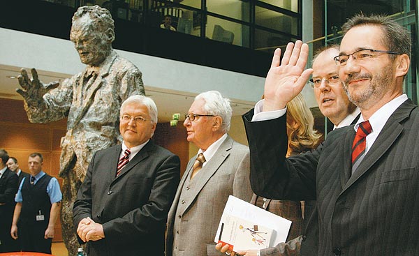 Vogel volt SPD-elnök (balról a második) a három &amp;amp;quot;reformszocdem&amp;amp;quot; vezetővel