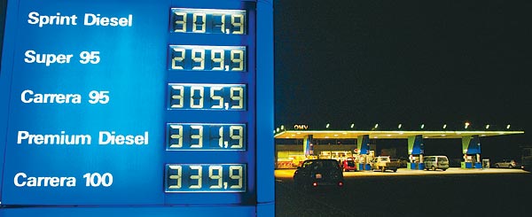Az M5-ös autópálya inárcsi OMV-kútjánál már ma is 300 forint fölött van a dízel ára